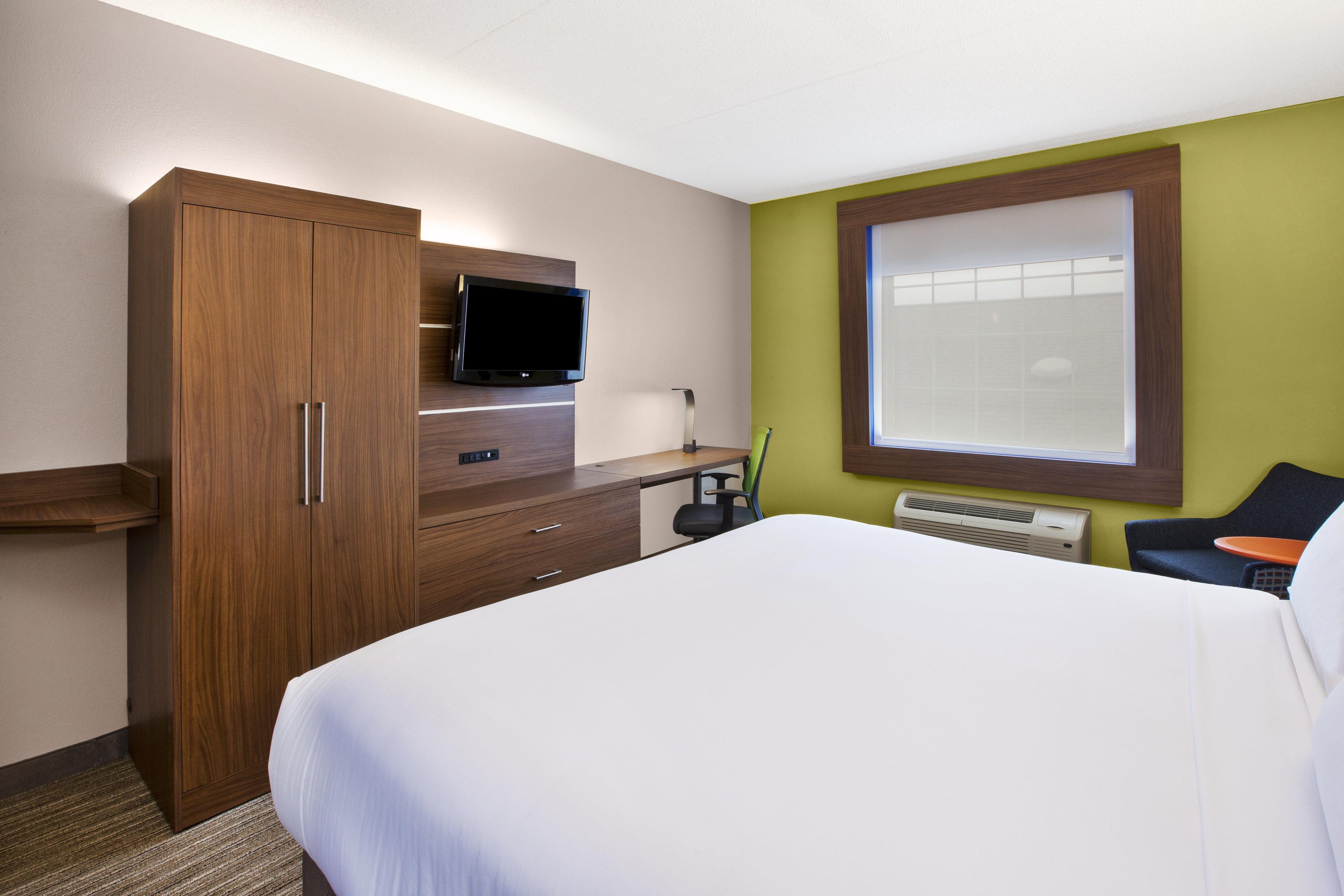 Holiday Inn Express Hotel & Suites Manchester Conference Center By Ihg Экстерьер фото